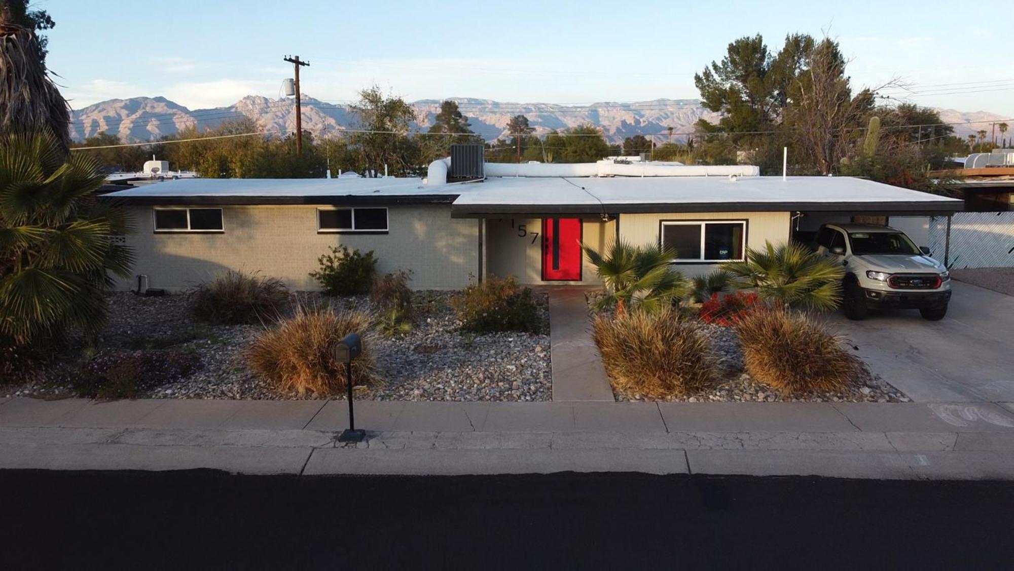 Private Home - Heated Pool, Billiards, Darts, Foosball, Fireplace, 5 Smart Tvs, Bbq, Cotton Bedding - The Saguaro Sanctuary, Pool Heat Optional Тусон Екстериор снимка