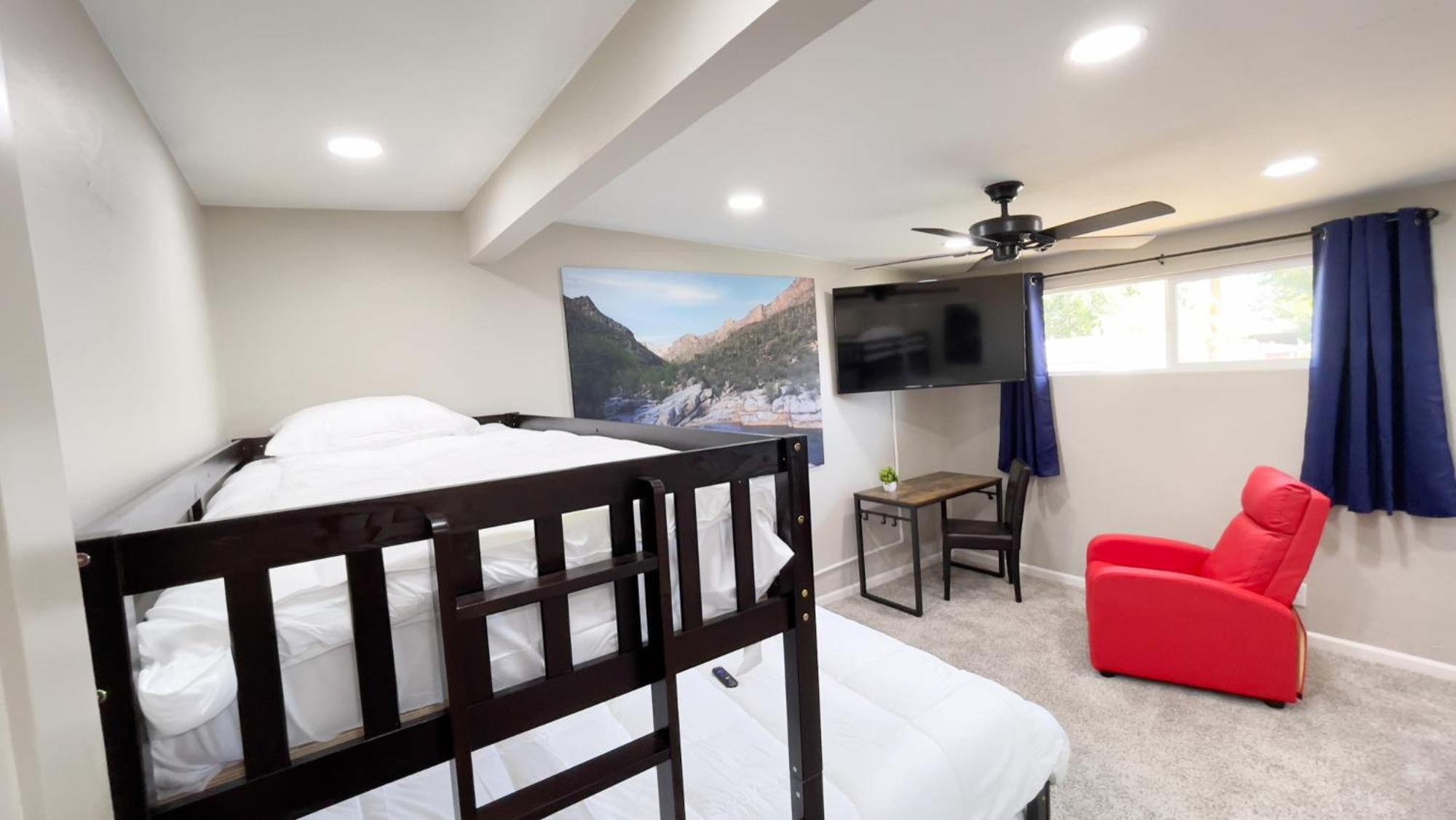 Private Home - Heated Pool, Billiards, Darts, Foosball, Fireplace, 5 Smart Tvs, Bbq, Cotton Bedding - The Saguaro Sanctuary, Pool Heat Optional Тусон Екстериор снимка