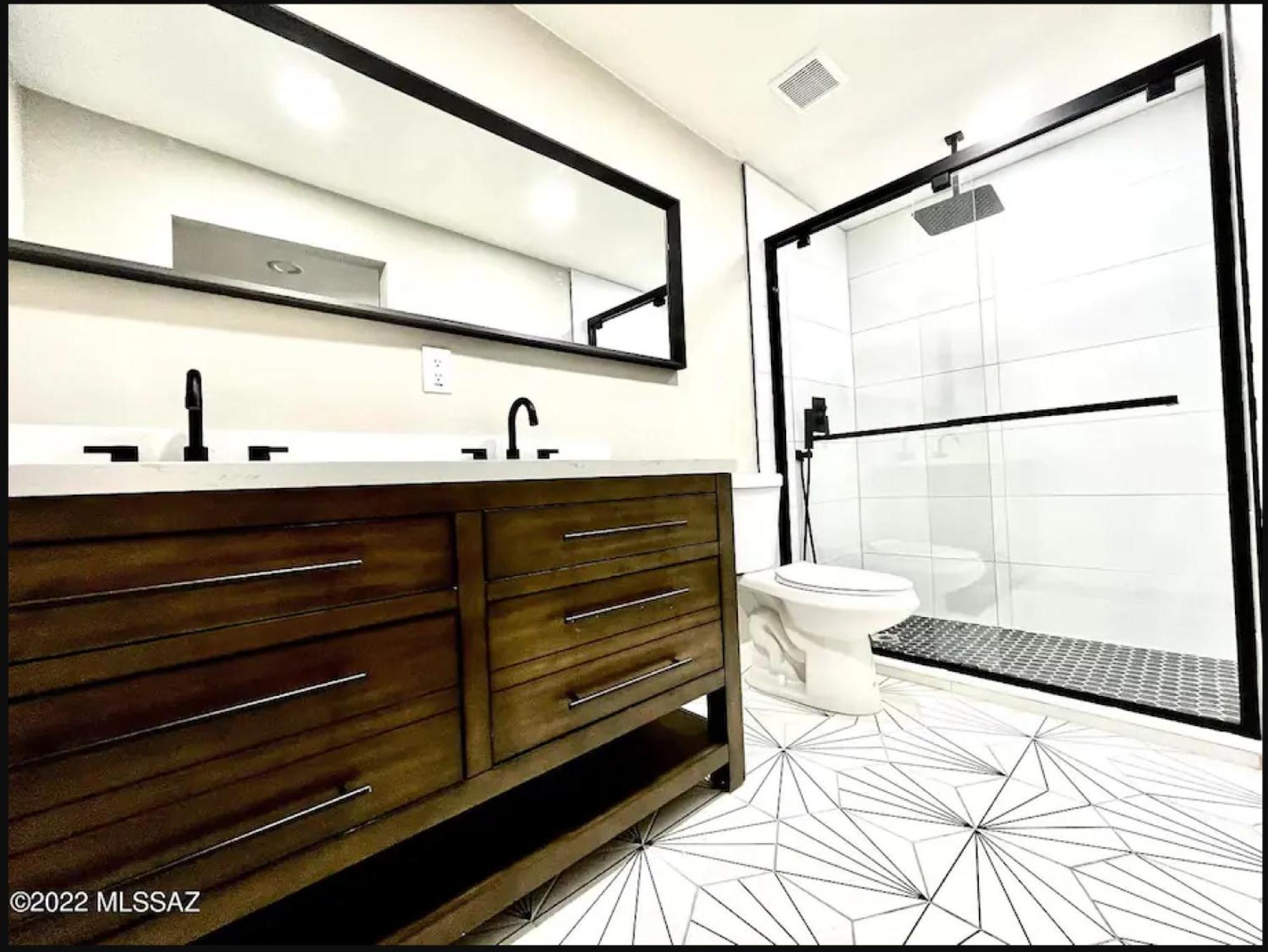 Private Home - Heated Pool, Billiards, Darts, Foosball, Fireplace, 5 Smart Tvs, Bbq, Cotton Bedding - The Saguaro Sanctuary, Pool Heat Optional Тусон Екстериор снимка